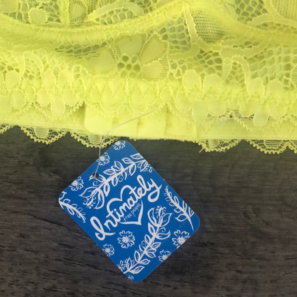 Free People lace halter lemon woman’s bralette. - Picture 5 of 10
